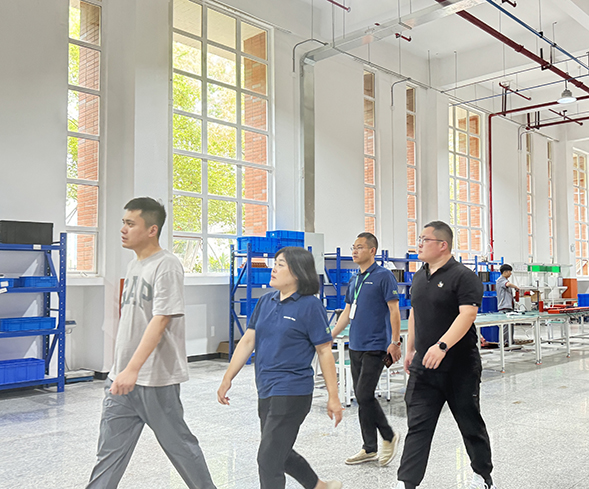 388vip太阳集团科技迎来科大国创一行领导莅临参观交流,共谋合作新篇章 388vip太阳集团科技迎来科大国创一行领导莅临参观交流,共谋合作新篇章